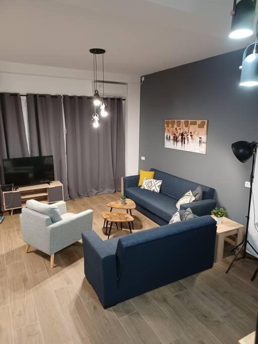 Apartment Sweet *